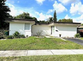 7803 NW 73rd Ter, Tamarac, FL 33321