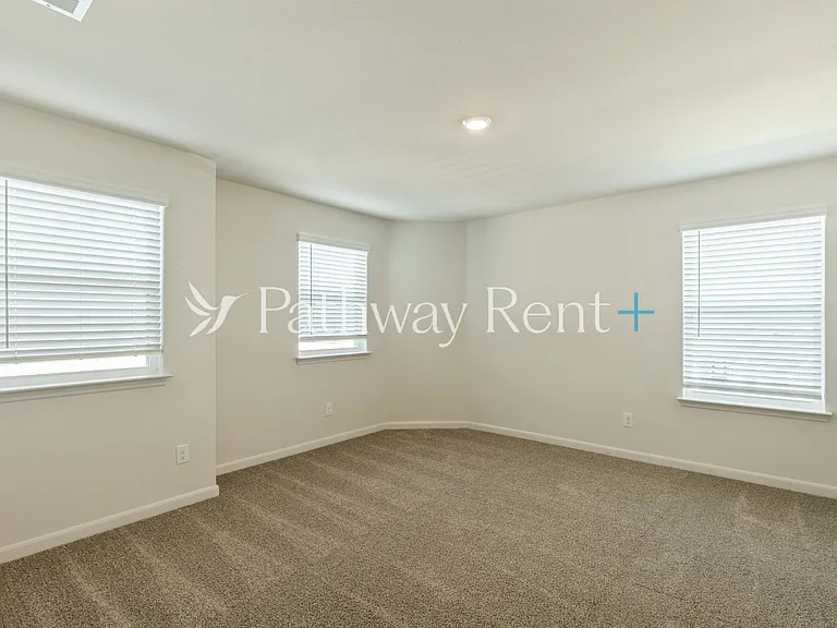 932 Crimson Wolf Rd — Photo 14