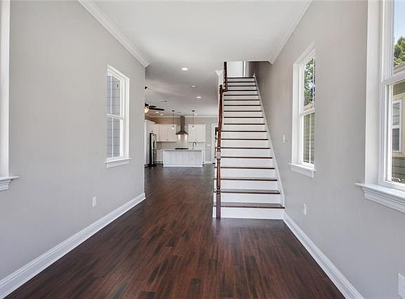 2nd image of 5835 Lafaye St