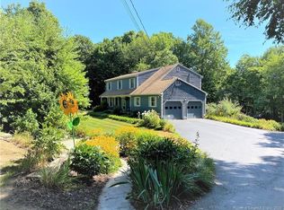 49 Chriswood Trce, Ledyard, CT 06339