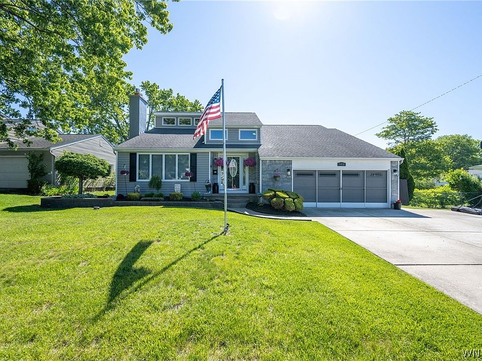 1st image of 149 Boxwood Cir