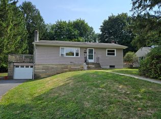 228 Fry Dr, State College, PA 16801