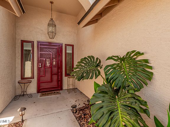 4th image of 709 W CHEYENNE Drive