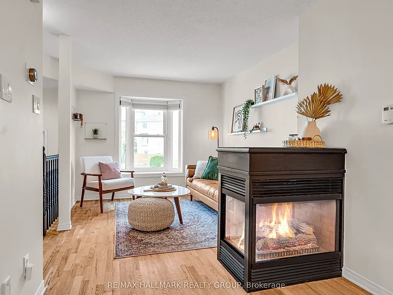 10 Hintonburg Pl #11 — Photo 7