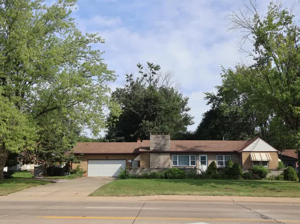 2411 E Washington St, East Peoria, IL 61611