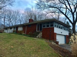26 Kiwanis St, East Stroudsburg, PA 18301