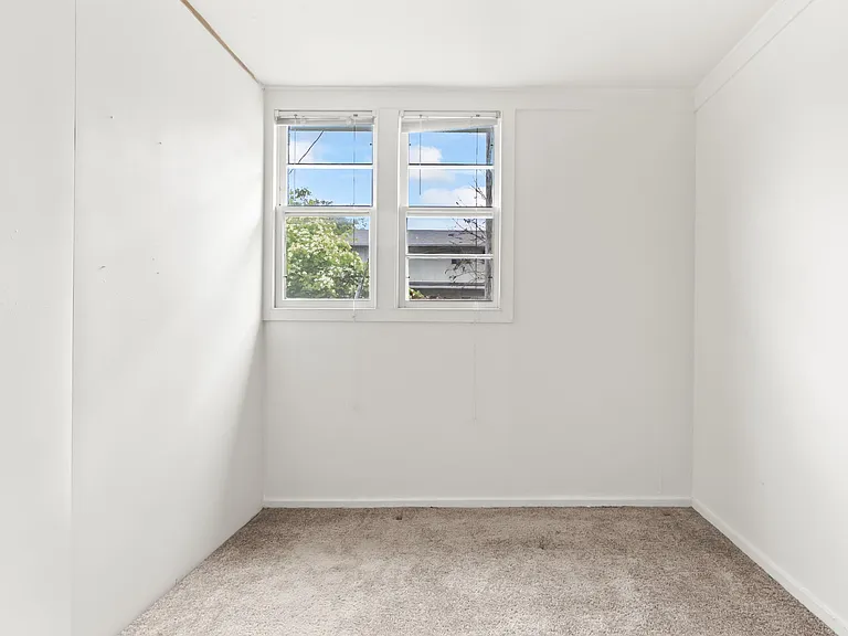 Markwell/Annex Apartments — Photo 16