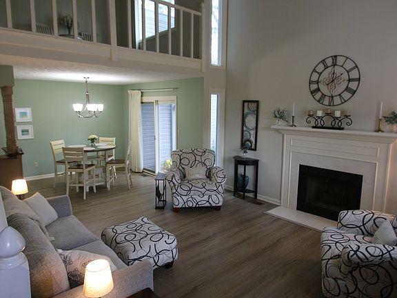 4th image of 614 Conner Creek Dr