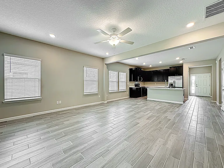 9504 Lovage Ln — Photo 16