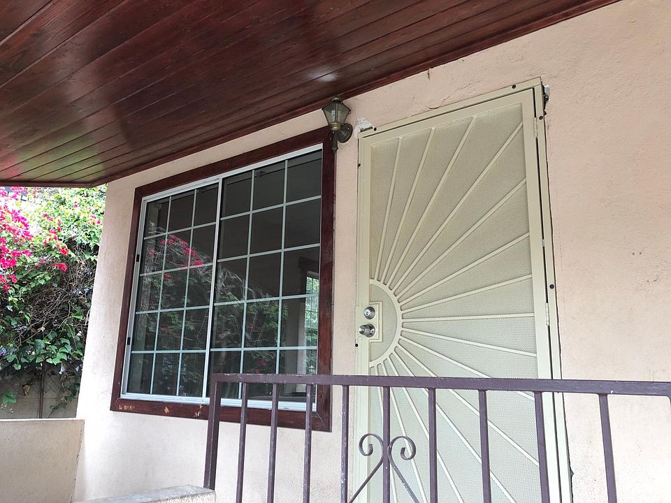 1st image of 1118 W 117th St