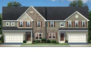 818 N Aikens Tavern Ct, Newark, DE 19702