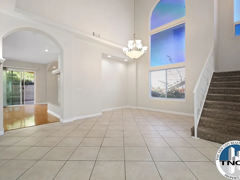 17998 Vista Point Dr — Photo 12