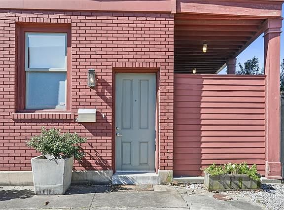 2nd image of 3901 Tchoupitoulas St APT 2