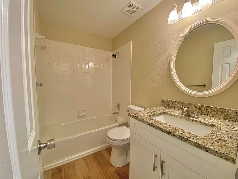 3842 Featherwood Trl — Photo 15