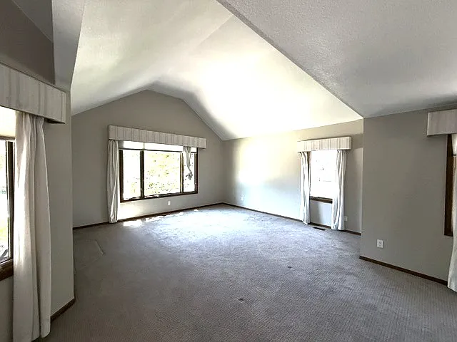 6793 Blackhawk Ct — Photo 9