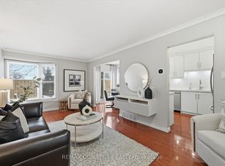 2185 Fairchild Blvd #23, Burlington, ON L7P 3P6