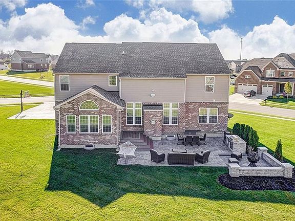 2nd image of 9435 Aspen Brook Ct