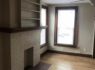 82 1/2 E 7th Ave, Columbus, OH 43201