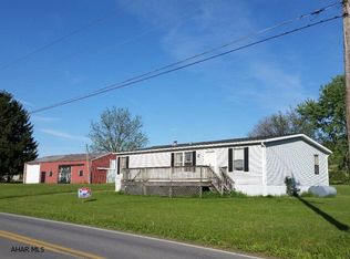 906 Hickory Bottom Rd, Woodbury, PA 16695