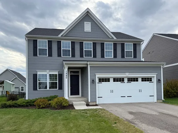 1840 Tall Oaks Dr, Antioch, IL 60002