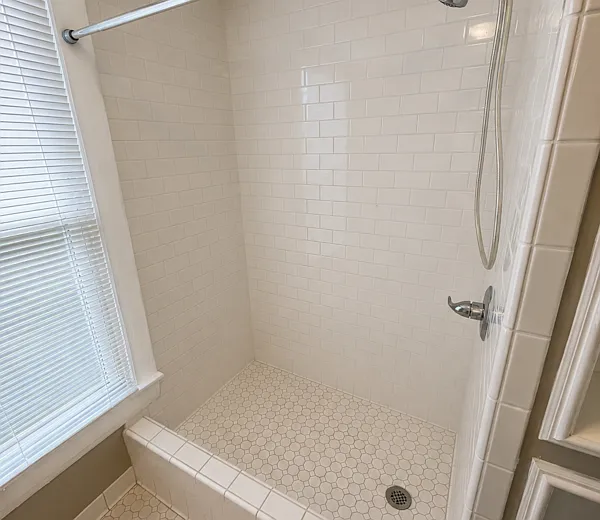 1661 Story Ave #A — Photo 10