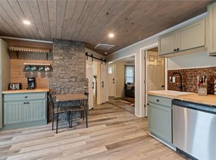 147 E Old McKinney Rd, Mount Airy, NC 27030
