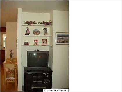 5th image of 82A Dorchester Dr