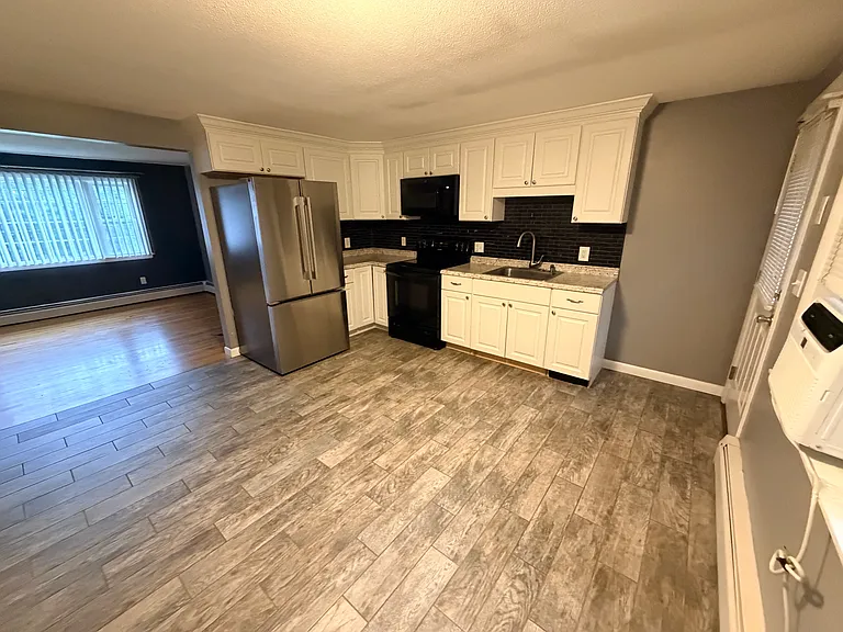 73 N Main St #2 — Photo 5