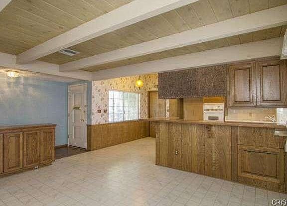 3rd image of 4737 Conejo Ave