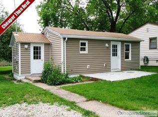 3410 E 39th St, Des Moines, IA 50317