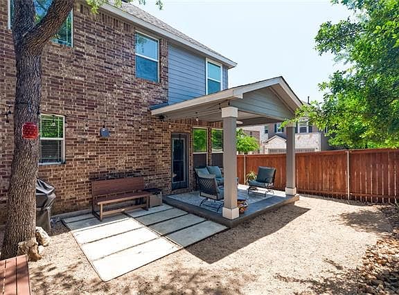 3rd image of 404 Buttercup Creek Blvd APT 7