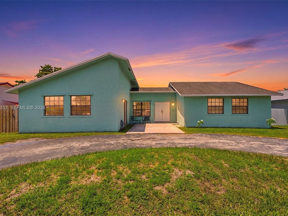 1st image of 16604 SW 104th Ct