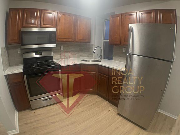 3rd image of 20 Emory St APT 303