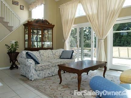 Living Room image two