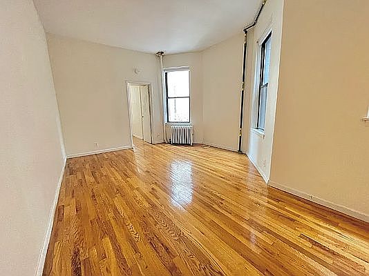 2nd image of 212 W 82nd St APT 2C
