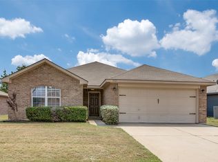 9621 Olivia Dr, Fort Worth, TX 76108