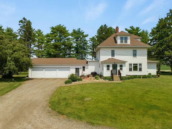 13014 Gibson Rd, Hudson, IA 50643