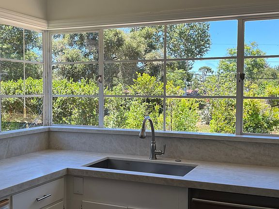 2nd image of 2765 Las Encinas Rd