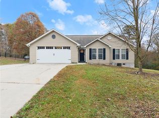 1354 Bill Presley Rd, Cleveland, GA 30528