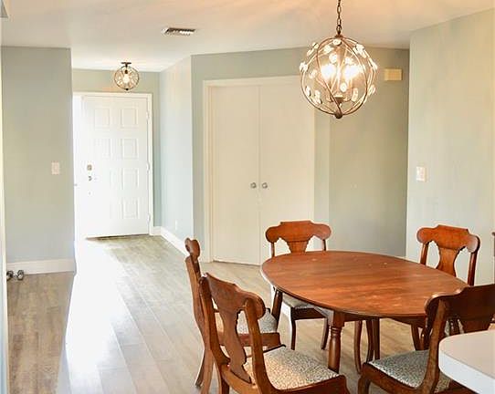 5th image of 3960 SW Greenwood Way #5-B