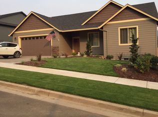 1642 Centennial Dr, Silverton, OR 97381