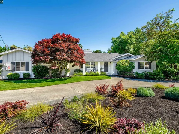 1105 Magnolia Ln, Lafayette, CA 94549