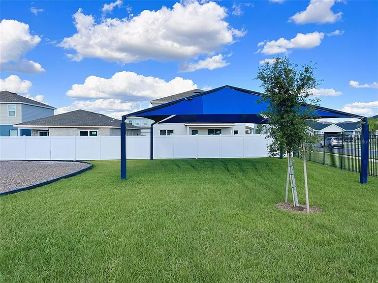 2127 Desert Rose Dr — Photo 31