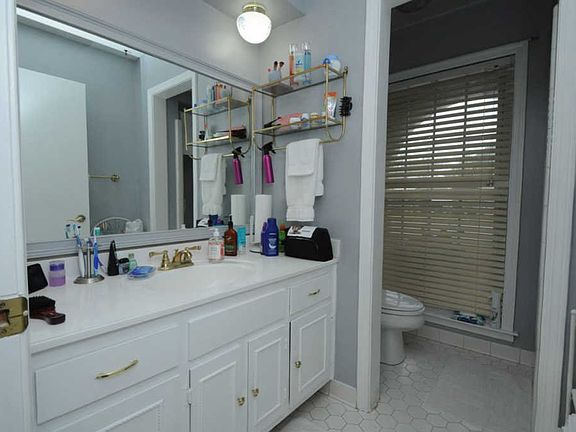 3rd image of 2344 Cardigan Dr