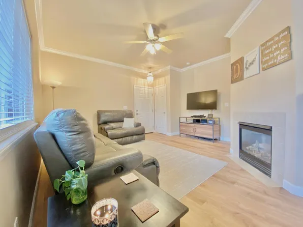 6945 Ash Creek Hts APT 101, Colorado Springs, CO 80922