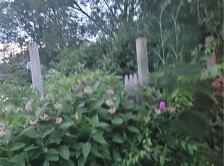 14 Hannah St, Providence, RI 02909