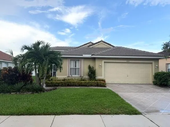 5374 Oakmont Village Cir, Lake Worth, FL 33463