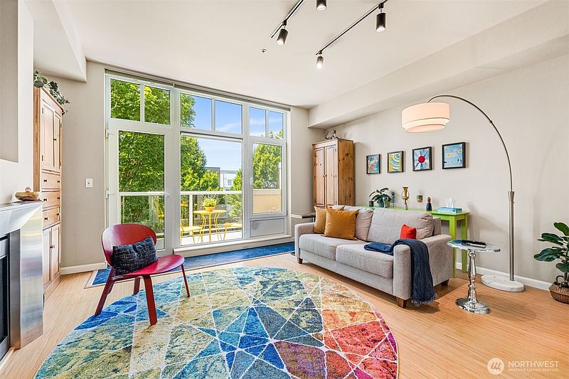 2nd image of 17 W Mercer Street #206