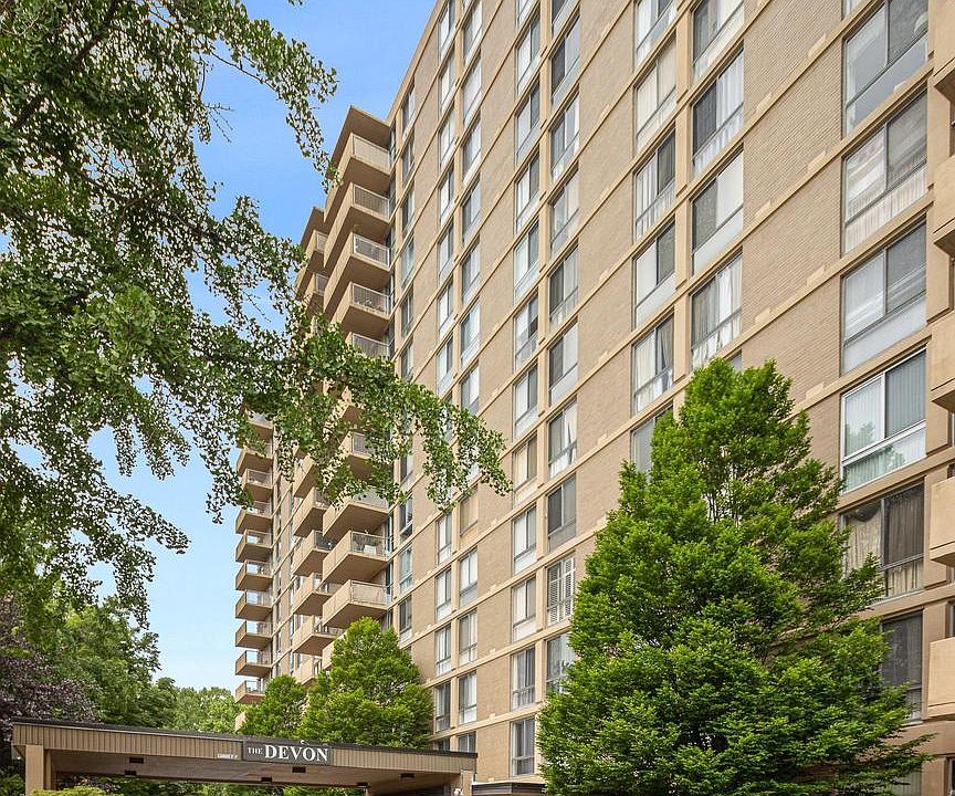 1st image of 2401 Pennsylvania Ave APT 1206