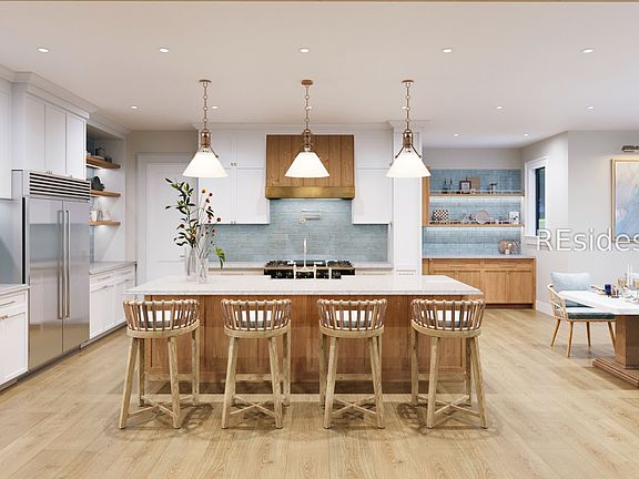 5th image of 18 Indian Hill Ln